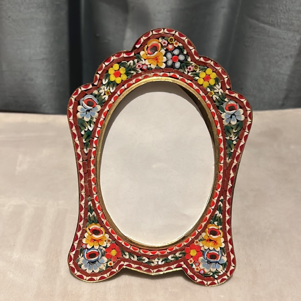 Vintage MICRO MOSAIC Italian Scalloped Easel Frame Floral with Oval Opening